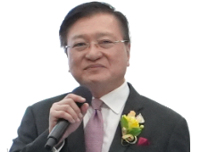 Prof. Dr. Kriengsak Chareonwongsak (Dr. Dan)